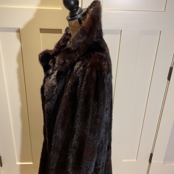 COPY - Vintage mink fur coat- family heirloom. Ladies medium - roughly size 8-1… - Picture 8 of 15